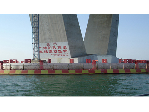 湛江海湾大桥防撞装置